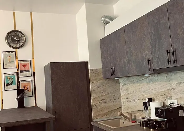 Mara 2 Complex Turistic Apolonia Pe Faleza *